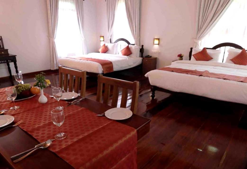 Kumarakom Heritage Resort Kottayam Exterior photo