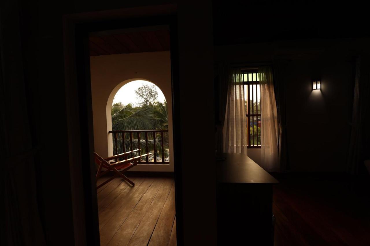 Kumarakom Heritage Resort Kottayam Exterior photo