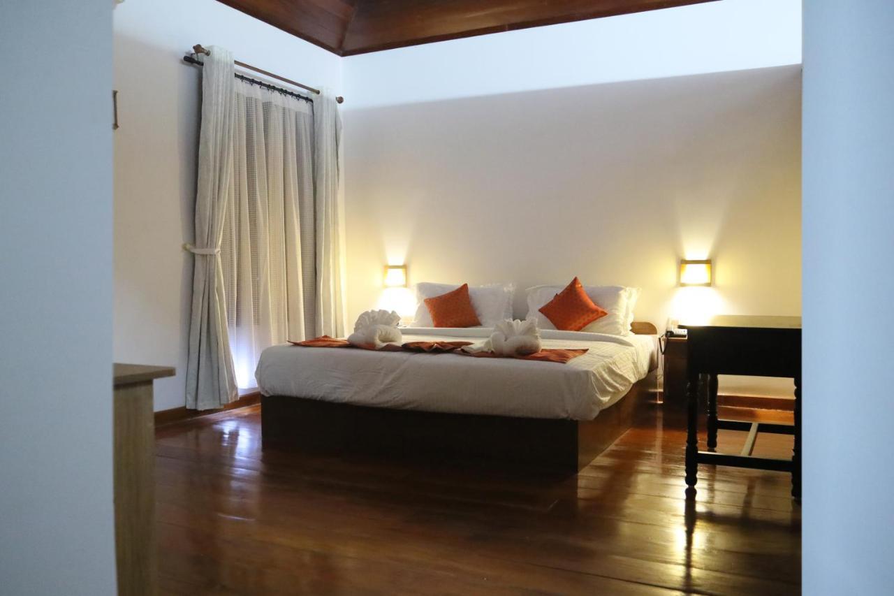 Kumarakom Heritage Resort Kottayam Exterior photo
