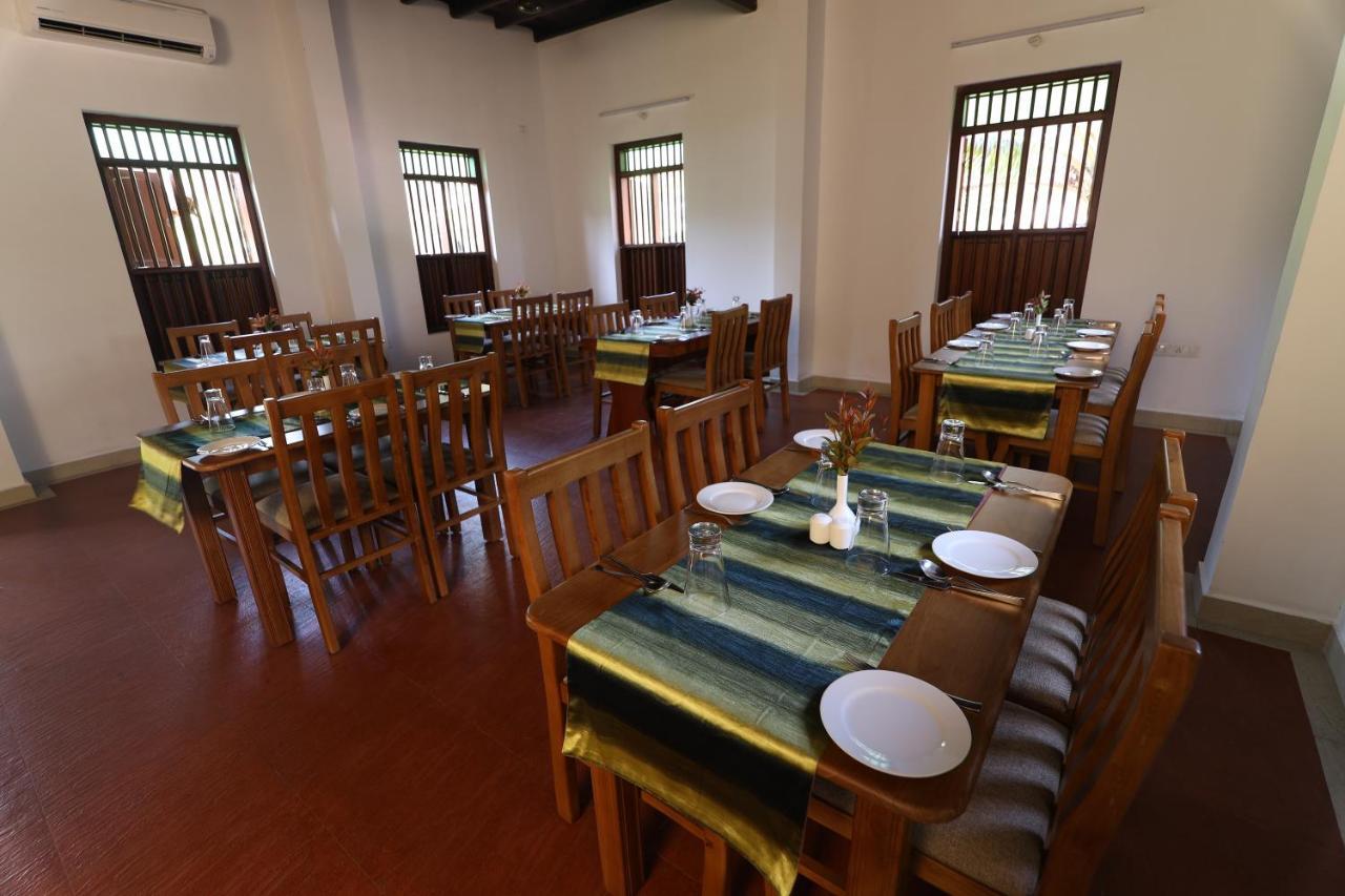 Kumarakom Heritage Resort Kottayam Exterior photo